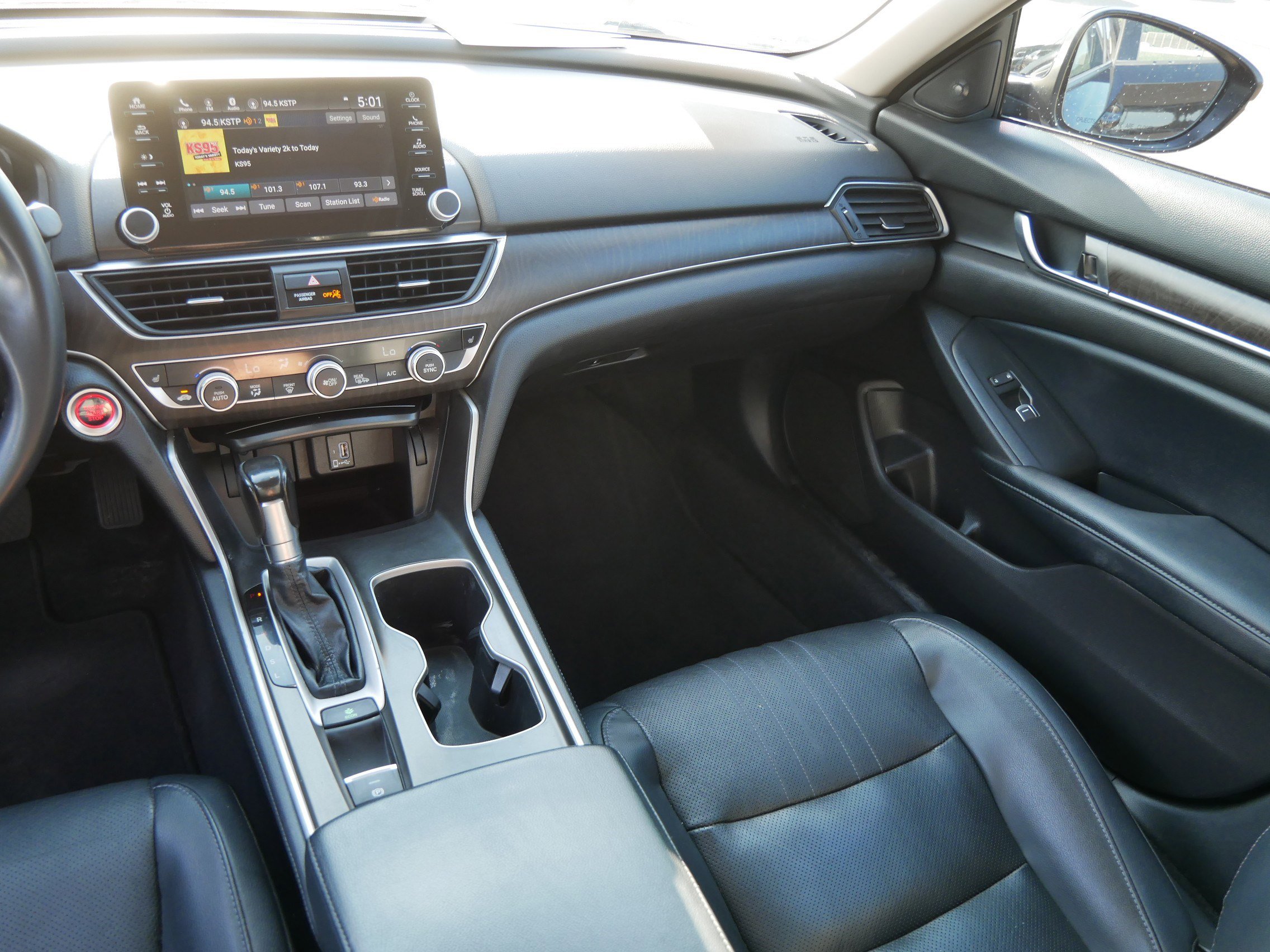 2018 Honda Accord EX-L 1.5T photo 11