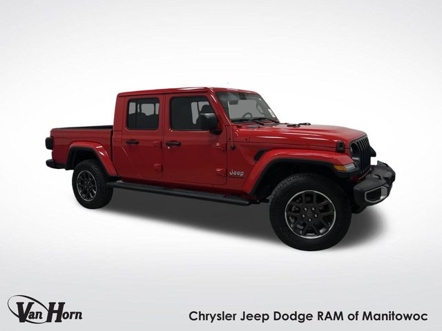 2022 Jeep Gladiator Overland's photo