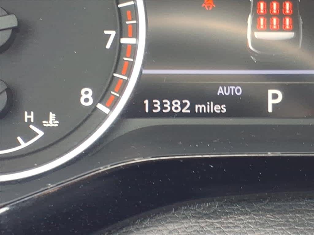 2024 Nissan Pathfinder SL photo 23
