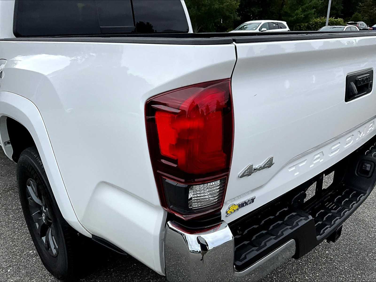 2023 Toyota Tacoma SR5 photo 34