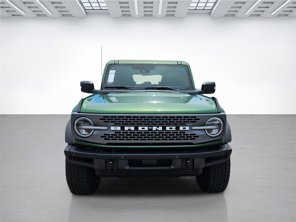 2025 Ford Bronco Badlands photo 2