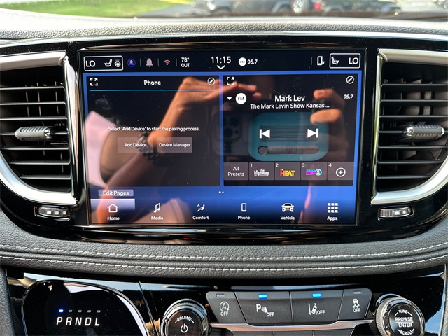 2025 Chrysler Pacifica photo 20
