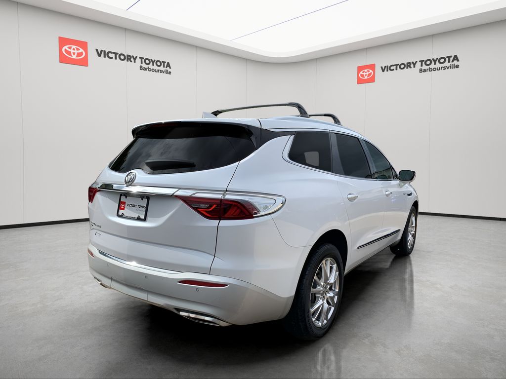2023 Buick Enclave Premium photo 3