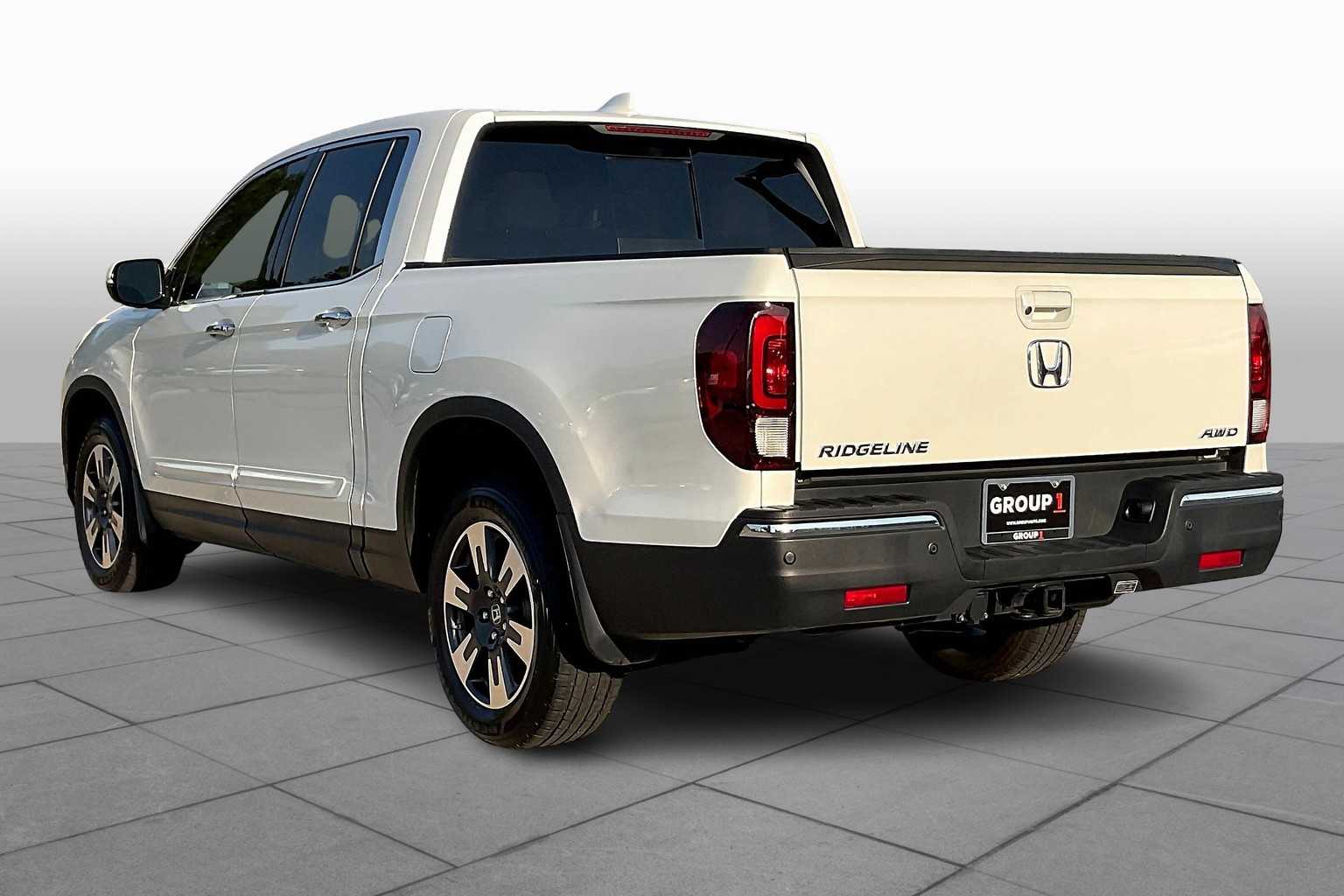 2019 Honda Ridgeline RTL-E photo 11