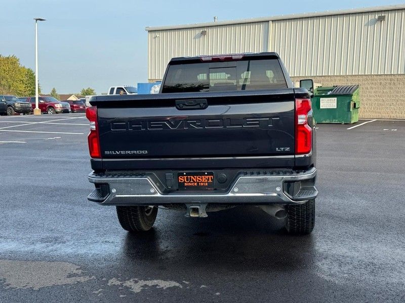 2024 Chevrolet Silverado 2500HD LTZ photo 4
