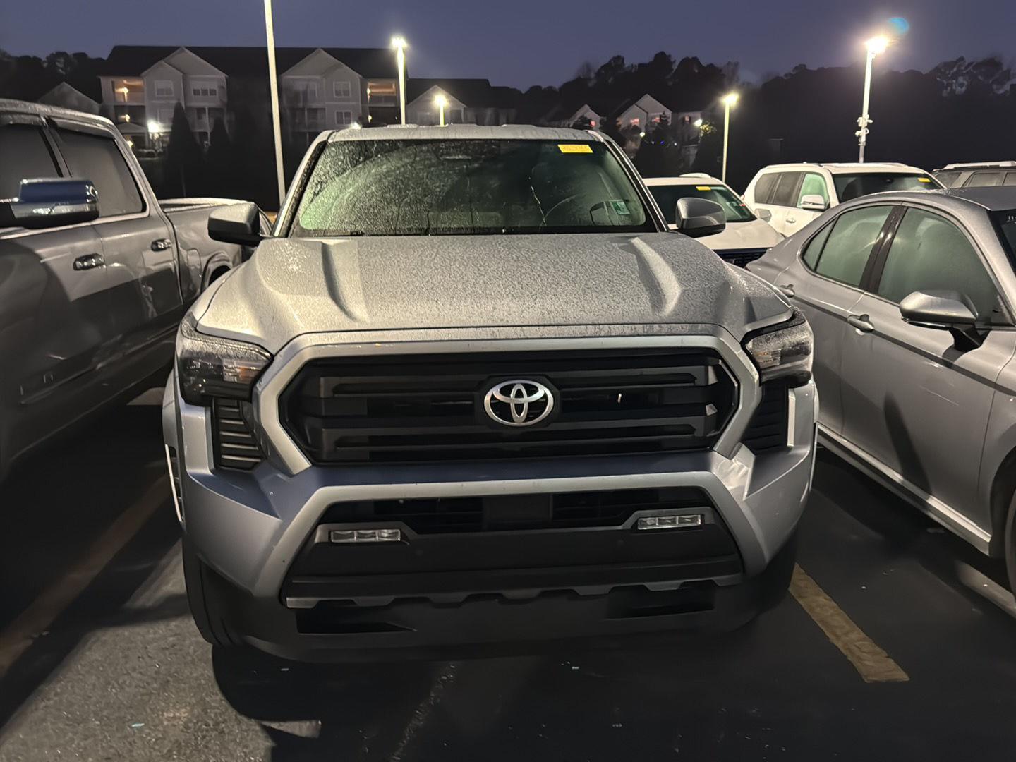 2024 Toyota Tacoma SR5 photo 3