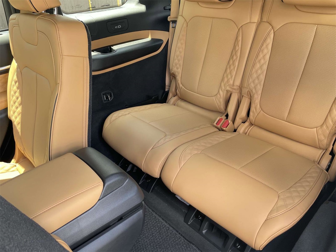 2025 Jeep Grand Cherokee L Summit photo 21
