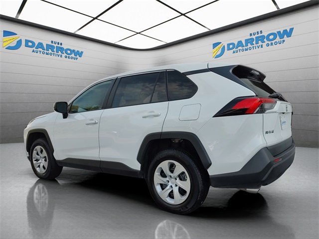 2024 Toyota RAV4 LE photo 2