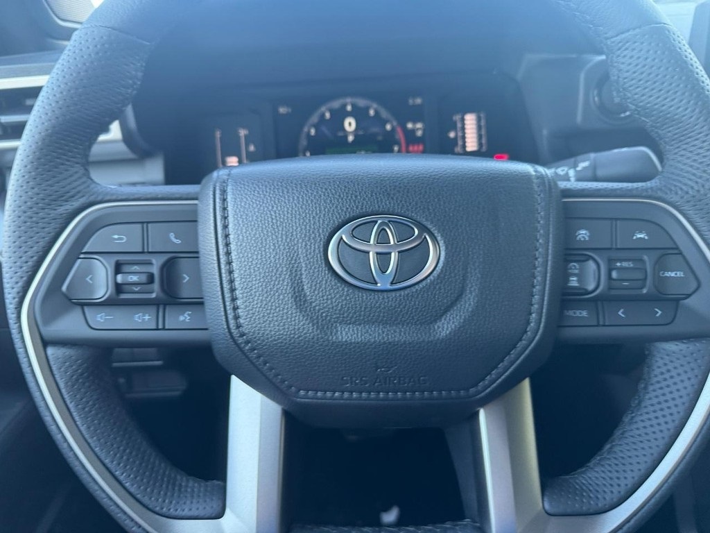 2025 Toyota Tacoma SR5 4x4 Double Cab photo 12