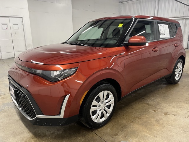2023 Kia Soul LX photo 3
