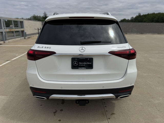 2026 Mercedes Benz GLE 350 4MATIC photo 3