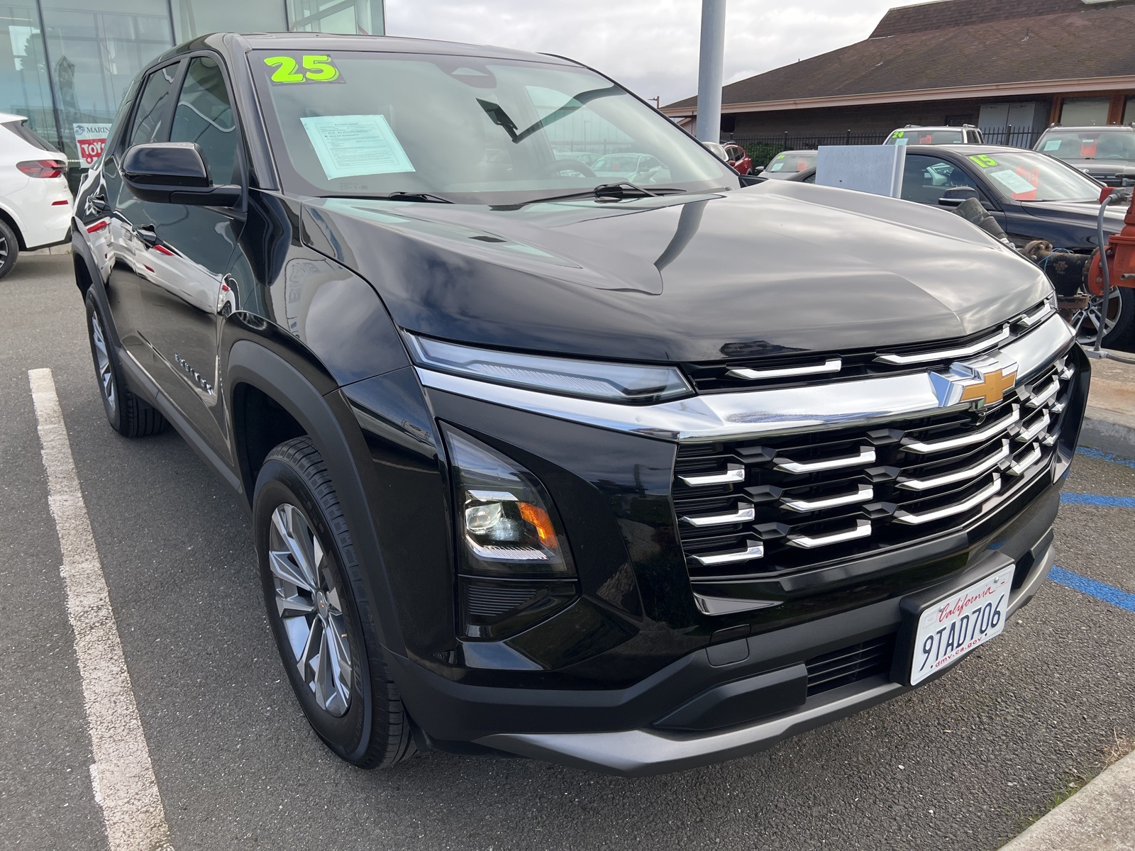 2025 Chevrolet Equinox LT's photo