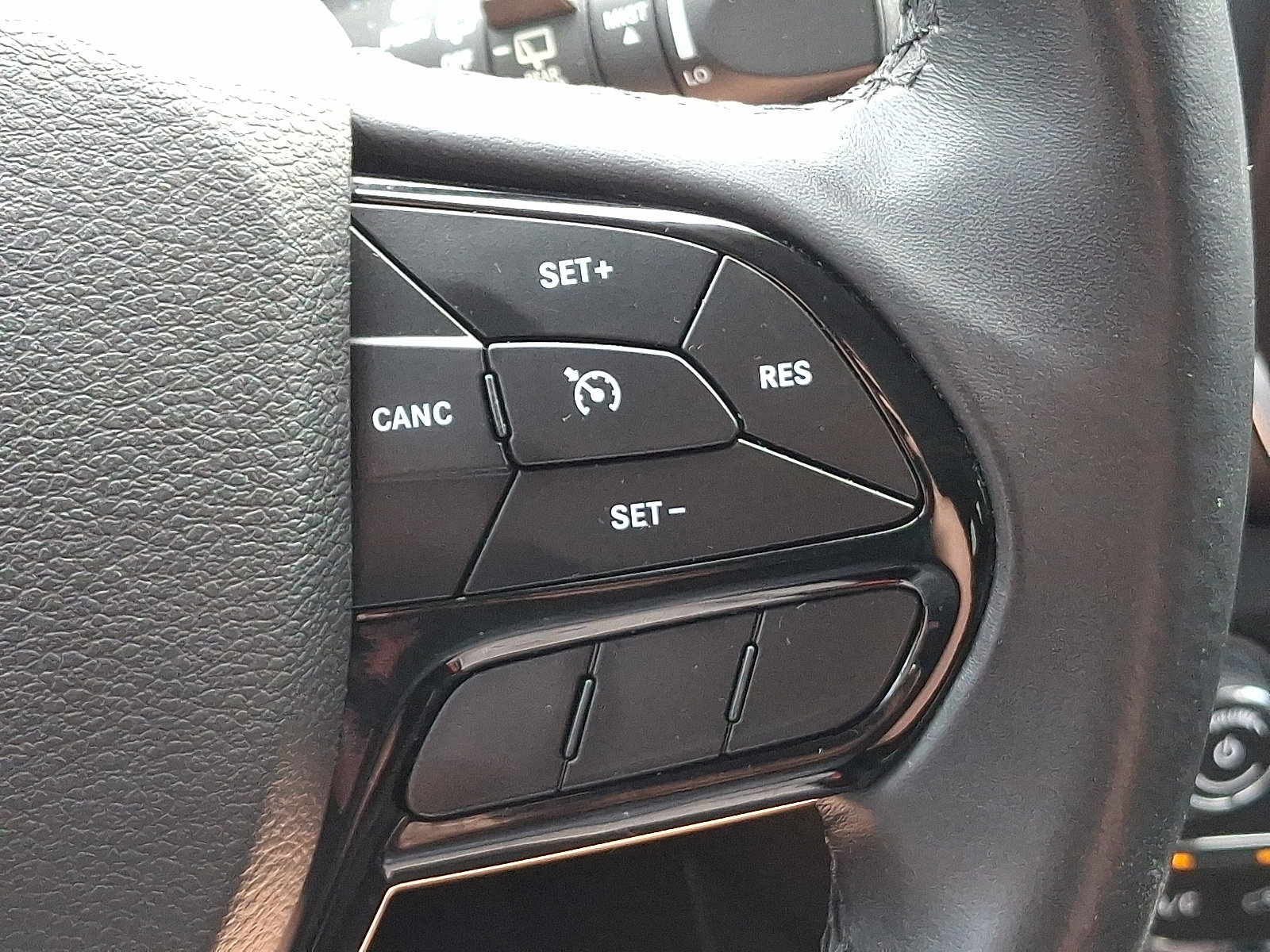 2019 Jeep Cherokee Altitude photo 17