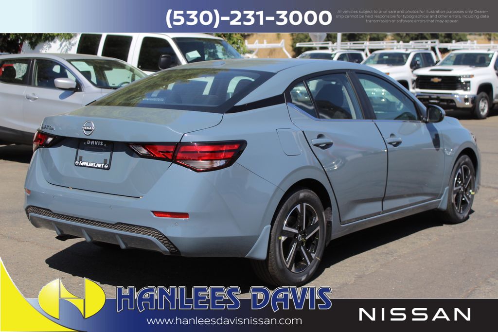 2025 Nissan Sentra SV photo 6