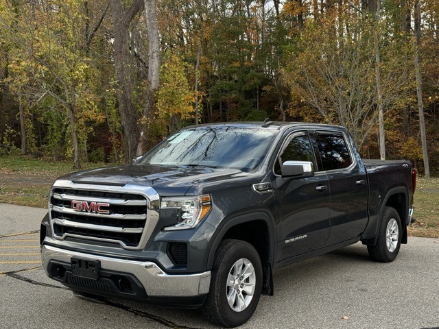 2021 GMC Sierra 1500 SLE's photo