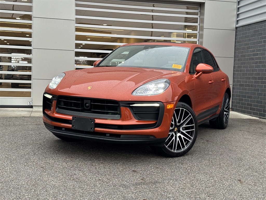 2024 Porsche Macan T