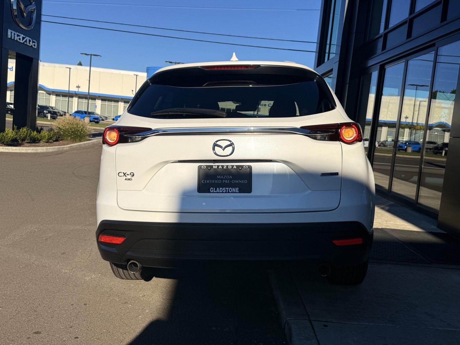 2023 Mazda CX-9 Touring photo 3