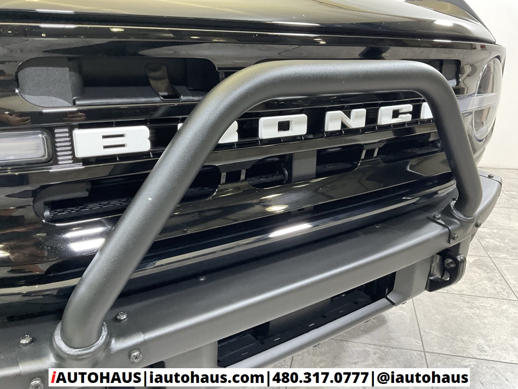 2022 Ford Bronco Black Diamond photo 11