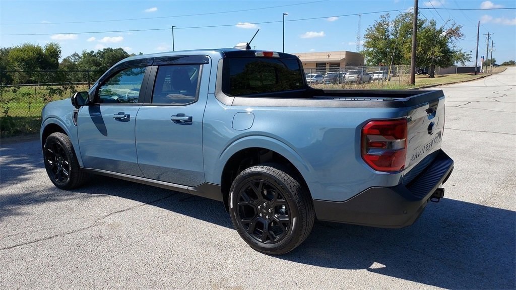 2025 Ford Maverick Lariat photo 4