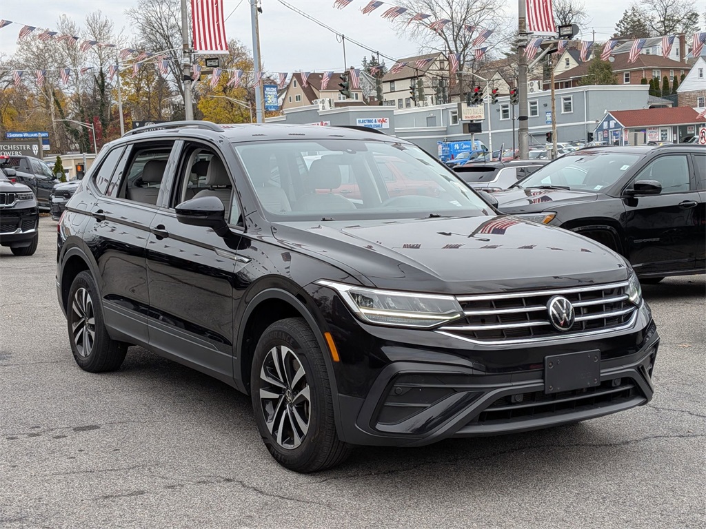 2023 Volkswagen Tiguan S photo 2