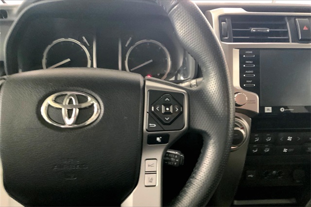2020 Toyota 4Runner Limited 4WD photo 16