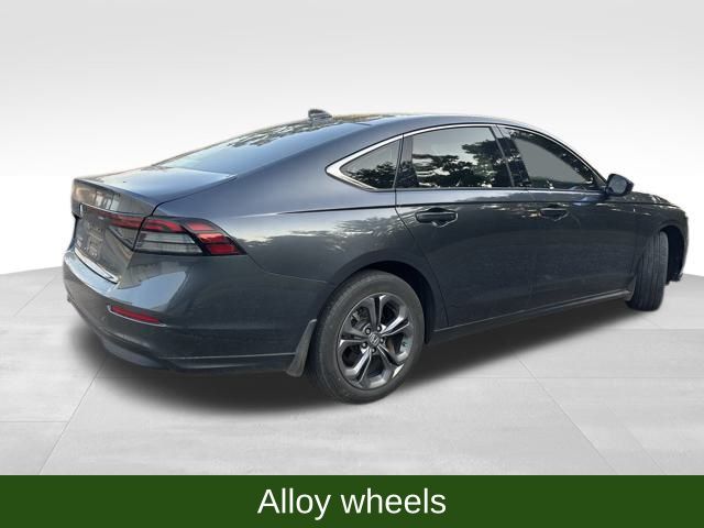 2023 Honda Accord EX photo 6