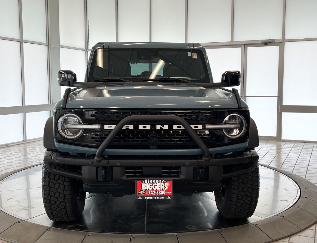2021 Ford Bronco First Edition photo 3