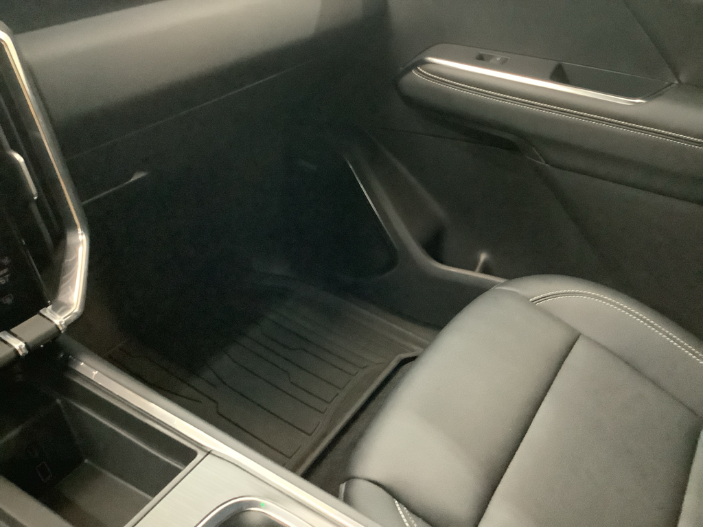 2024 Gmc Acadia Elevation photo 24