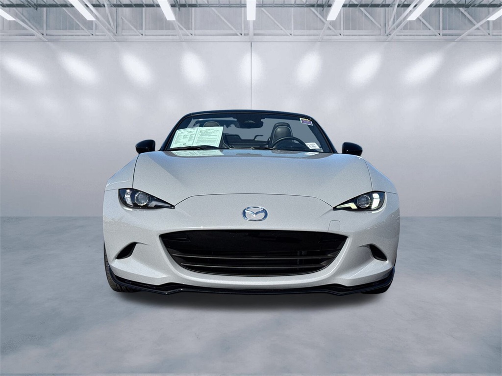 2024 Mazda MX-5 Miata Miata photo 2