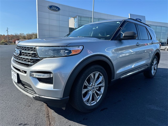 2024 Ford Explorer XLT's photo