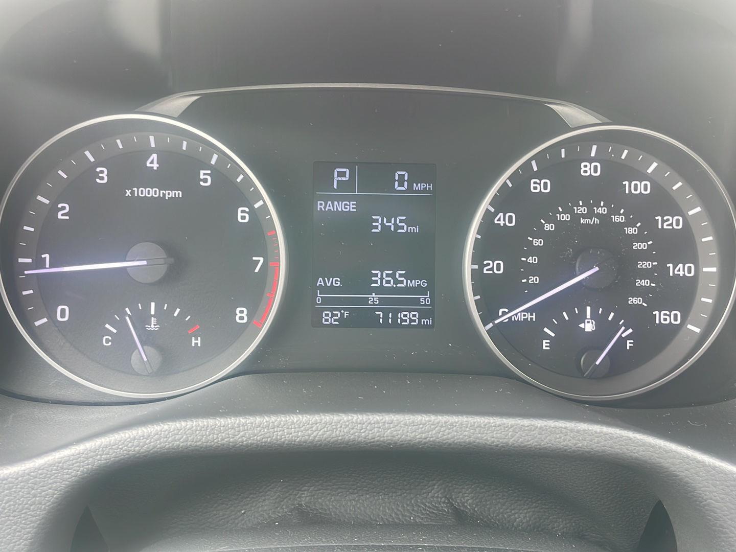 2017 Hyundai Elantra SE photo 3