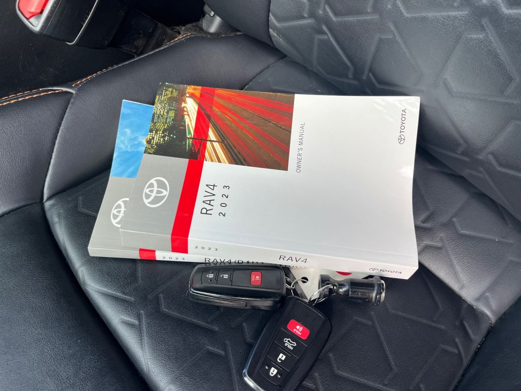 2023 Toyota RAV4 Adventure photo 26