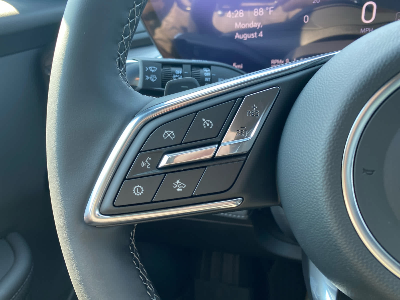 2026 Buick Enclave Preferred photo 18