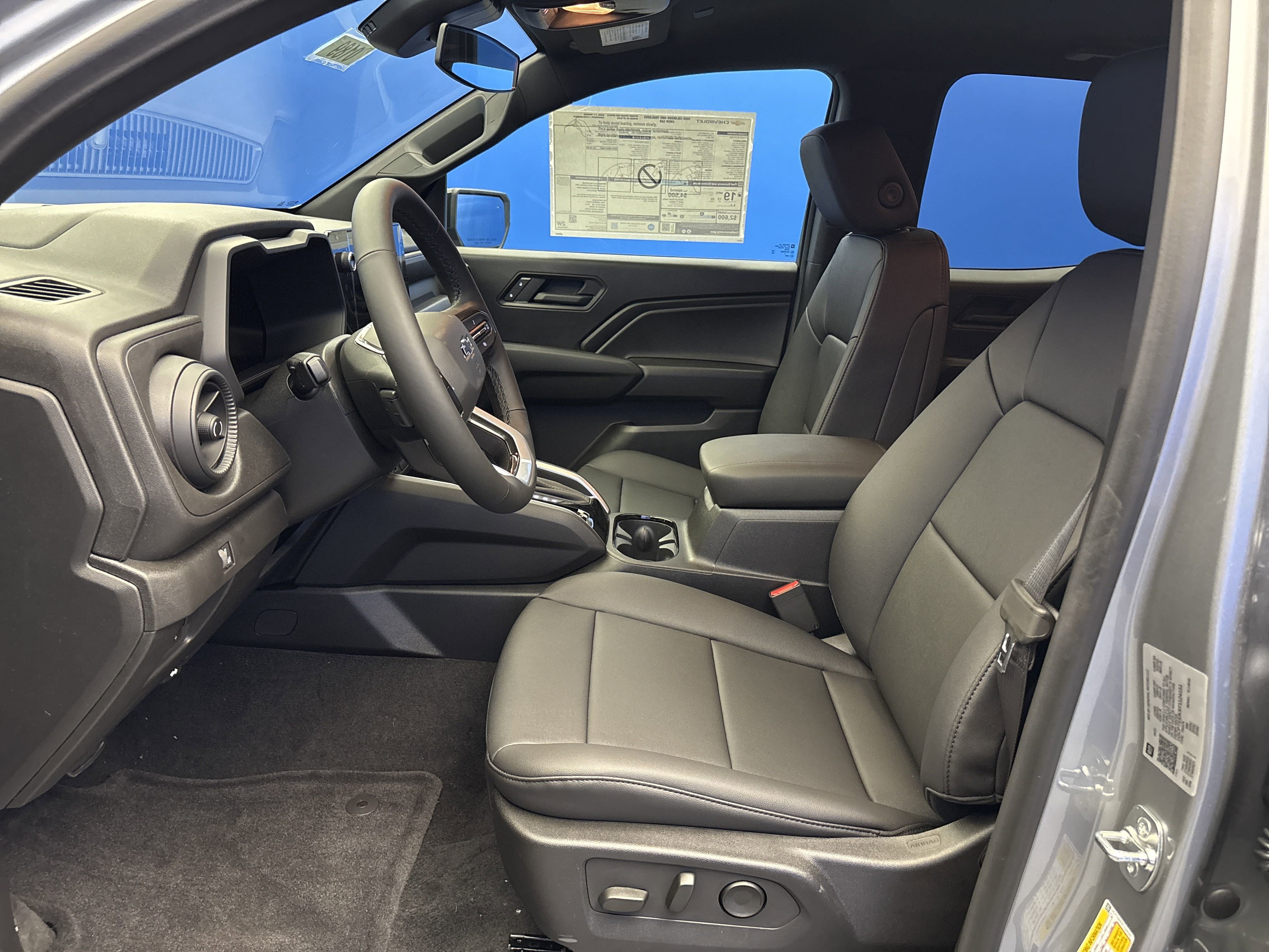 2026 Chevrolet Colorado Trail Boss photo 12
