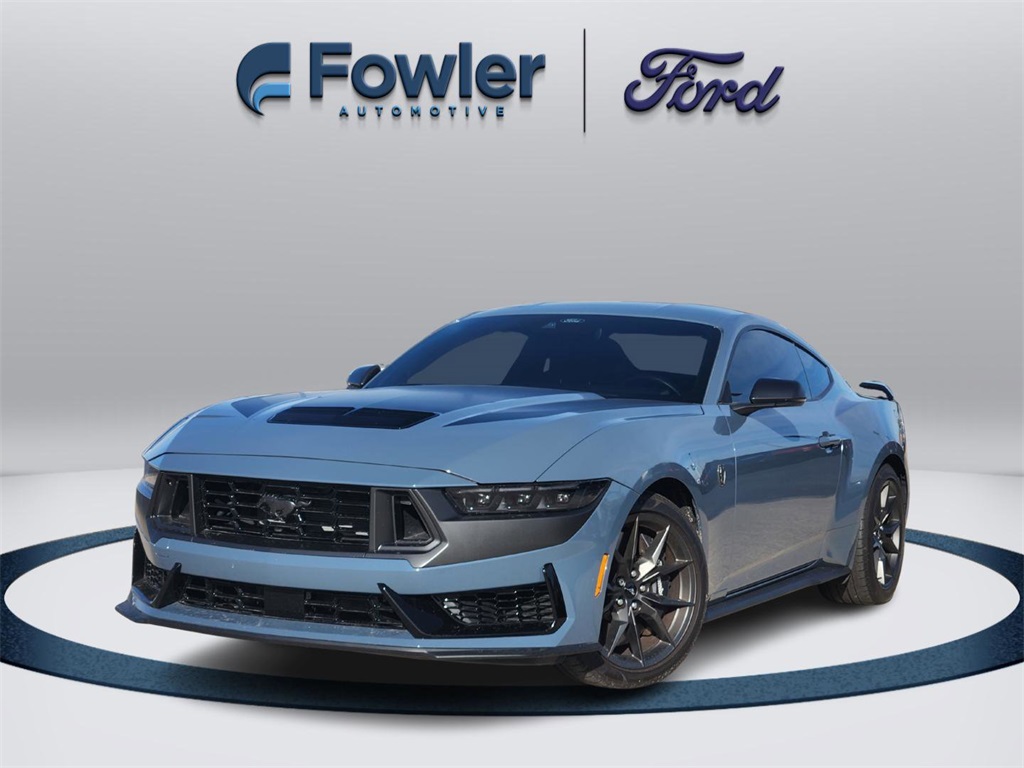 2024 Ford Mustang Dark Horse's photo