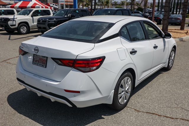 2025 Nissan Sentra S photo 4