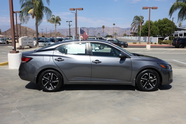 2024 Nissan Sentra SV photo 2