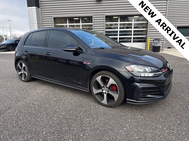 2018 Volkswagen Golf GTI S's photo