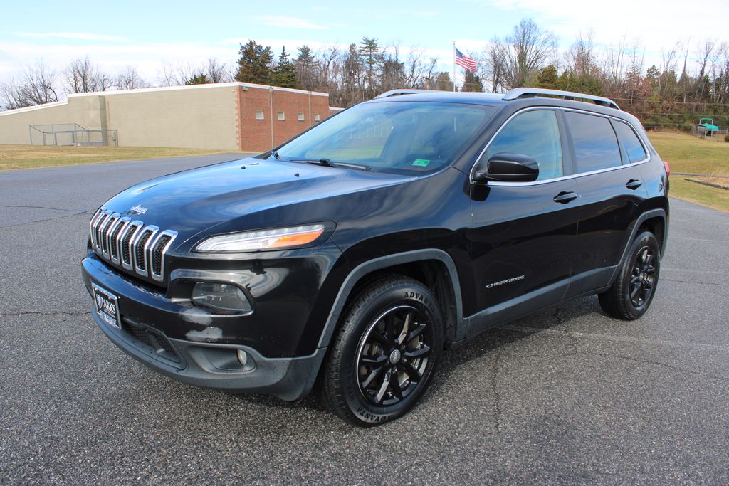 2015 Jeep Cherokee Latitude photo 4