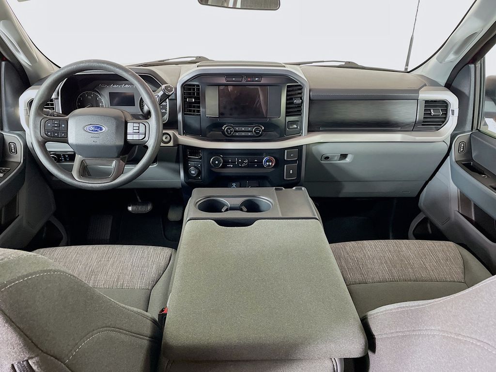 2023 Ford F-150 XLT photo 17