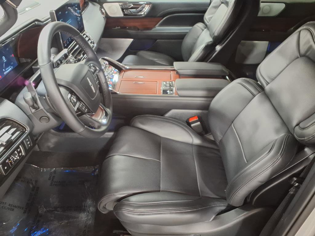 2024 Lincoln Navigator Reserve photo 14
