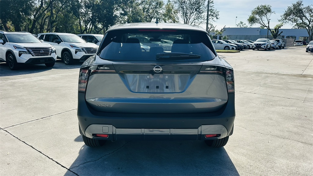 2026 Nissan Kicks SV photo 3