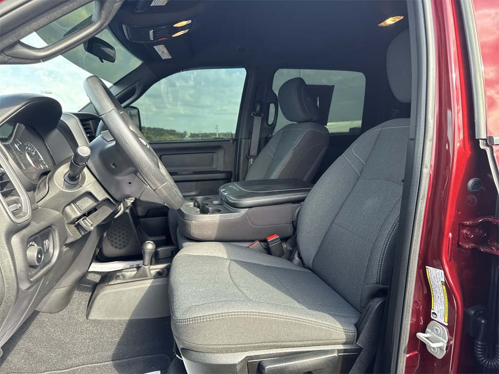 2024 Ram 3500 Tradesman photo 17
