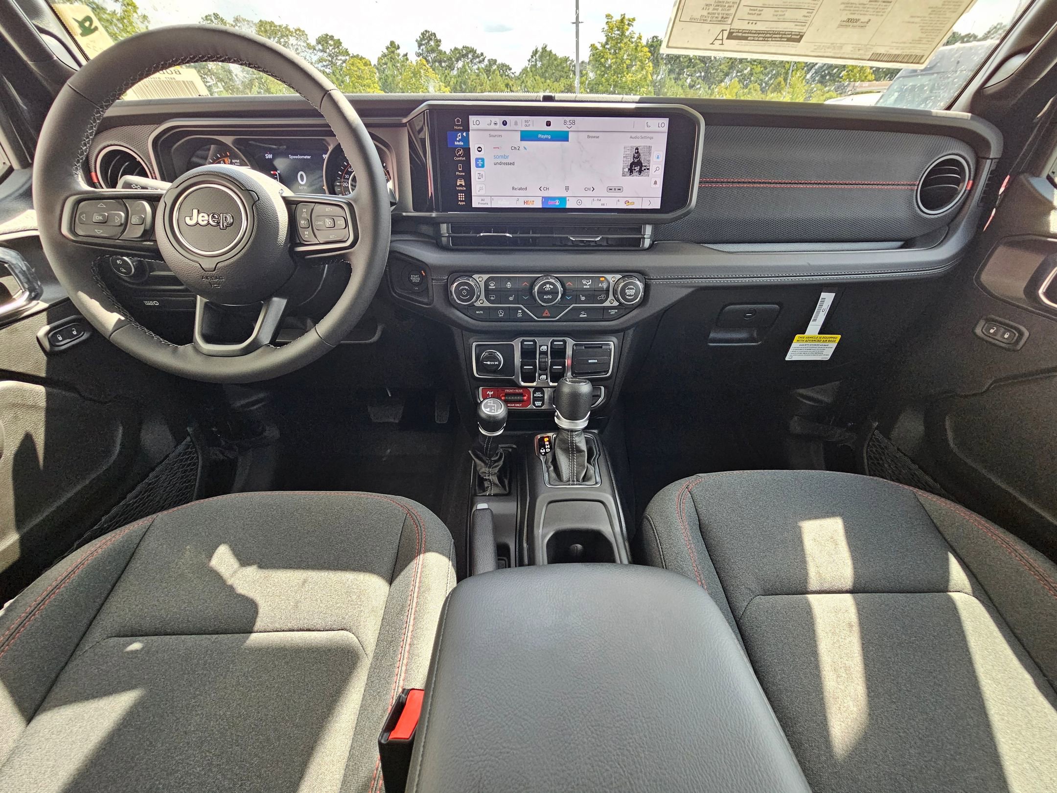 2025 Jeep Gladiator Rubicon photo 9