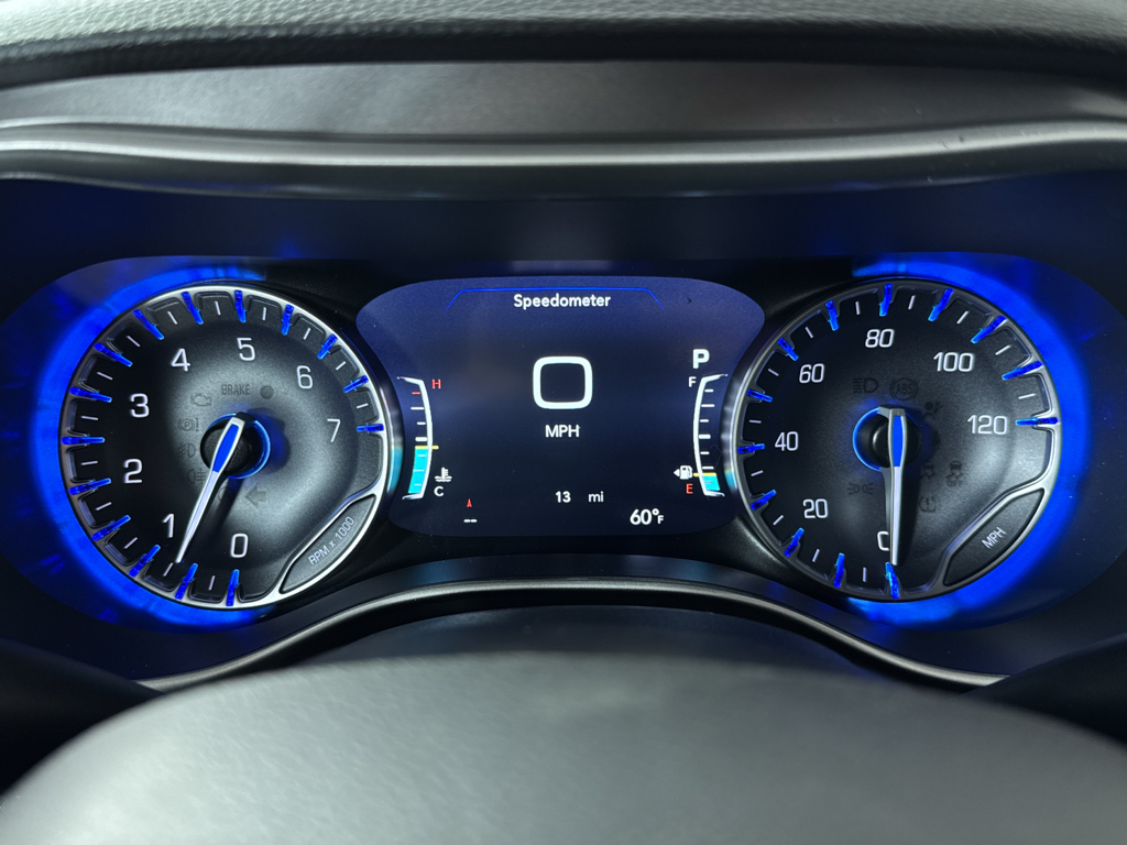 2026 Chrysler Pacifica photo 8
