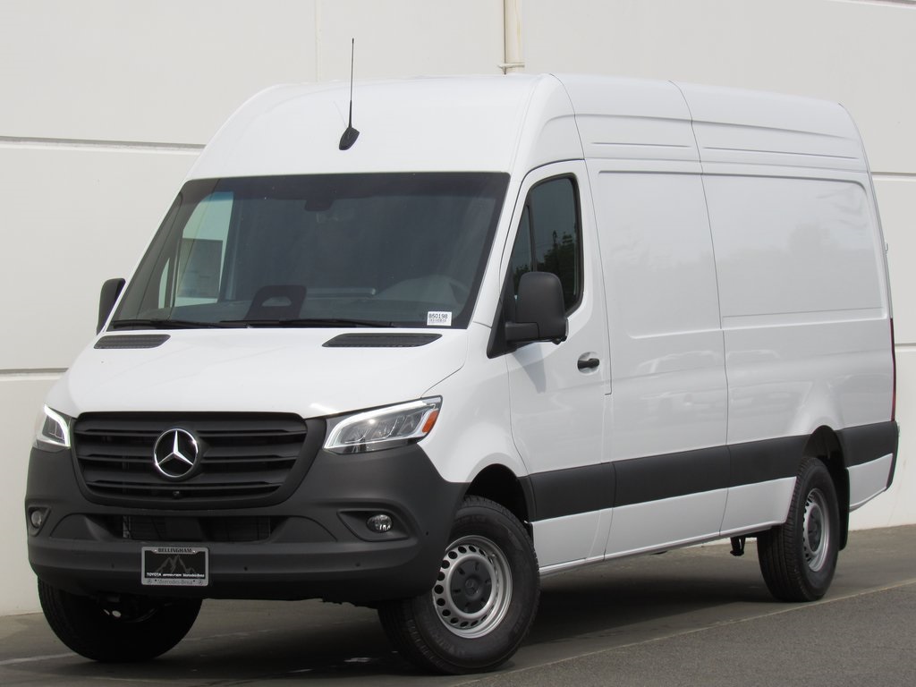 2025 Mercedes-Benz Sprinter Cargo Van Base's photo