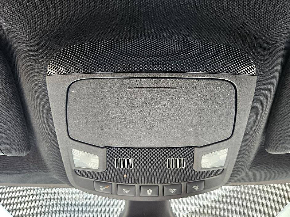 2022 Ford Edge ST-Line photo 21
