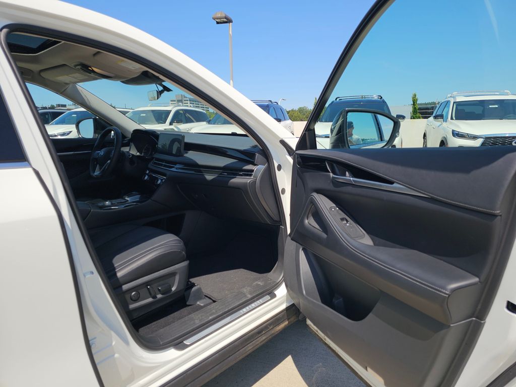 2024 Infiniti QX60 Pure AWD photo 11