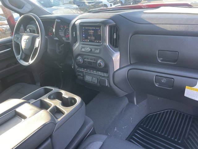 2025 Chevrolet Silverado 2500HD Custom photo 16