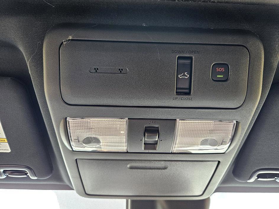 2025 Nissan Frontier Crew Cab PRO-4X photo 18